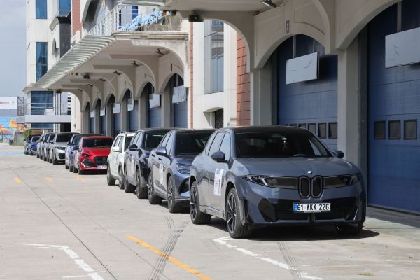Türkiye’de Yılın Otomobili 2026 Test Sürüşleri İstanbul Park