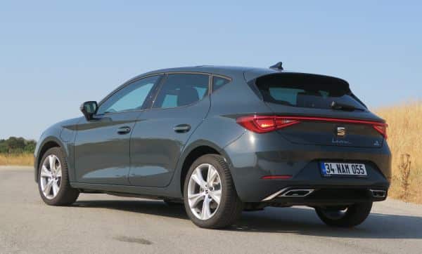 Seat Leon 1.5 e-Hybrid 204 HP FR 2025
