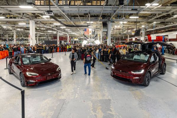 Tesla Model S ve Model Y üretimi