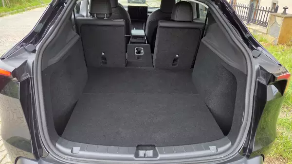 Tesla Model Y bagaj hacmi
