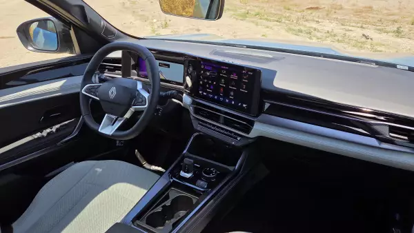 Renault Bpreal iç mekanı