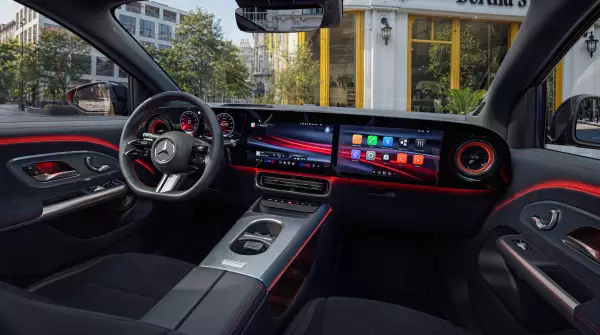 Yeni Mercedes-Benz GLA iç mekan